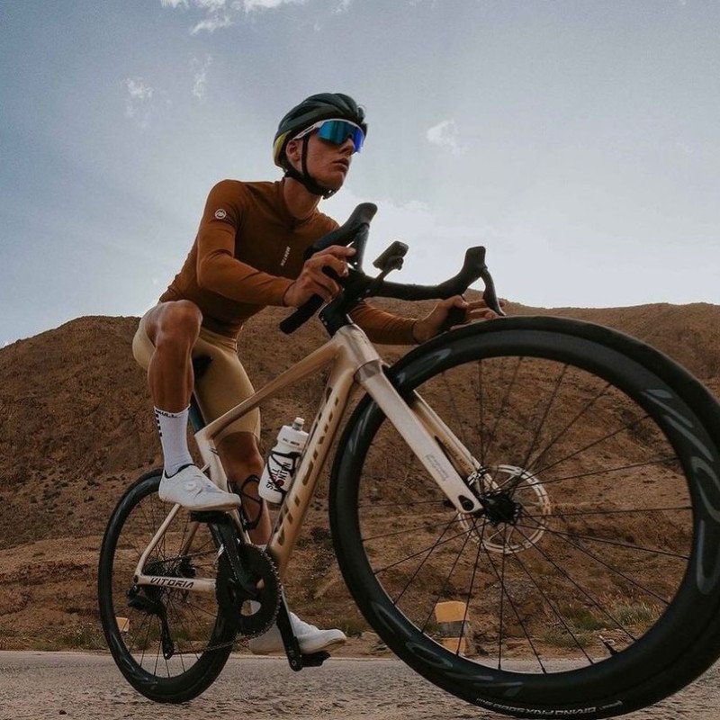 Bici da strada Vitoria ART SH 105 DI2 12v Champagne - immagine 4